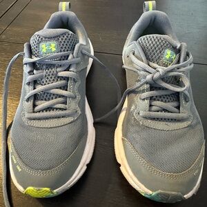 Under Armour Kids' Gray Sneakers with Lime Accents